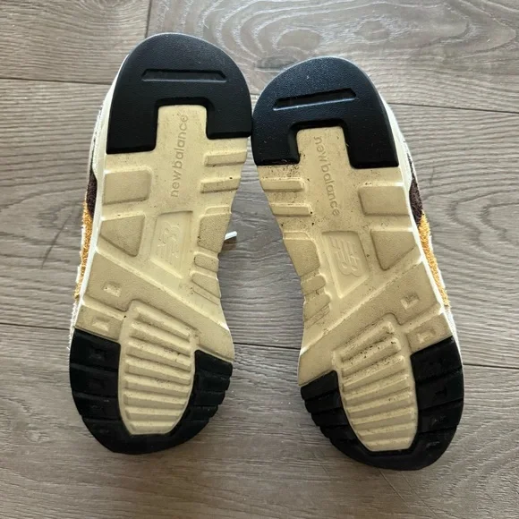 New Balance. 997H Sneakers. Sea Salt / Timberwolf - Picture 5 of 5